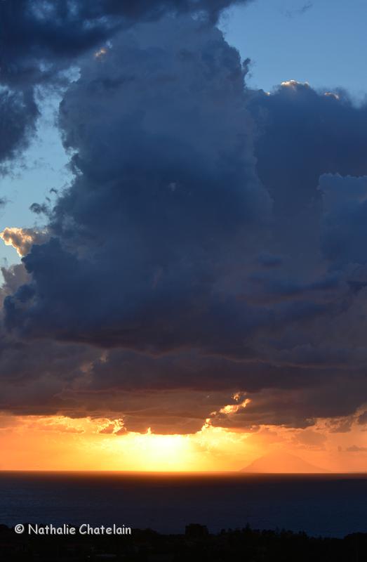 nuages-sur-la-mer.JPG